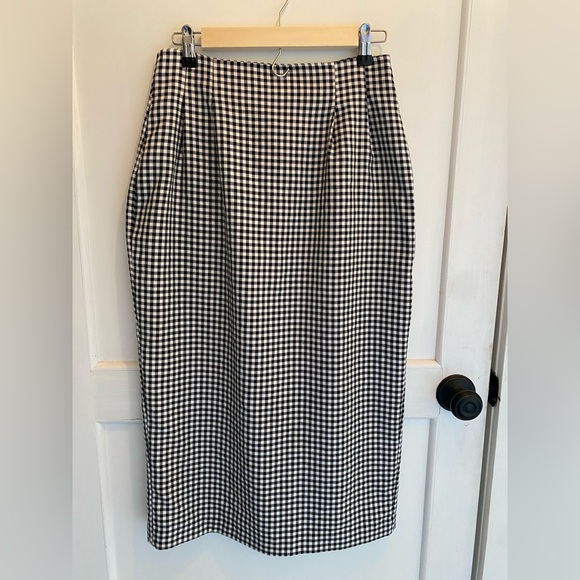 NYC Dresses & Skirts - Vintage NYCC Black and White Gingham Pencil Skirt